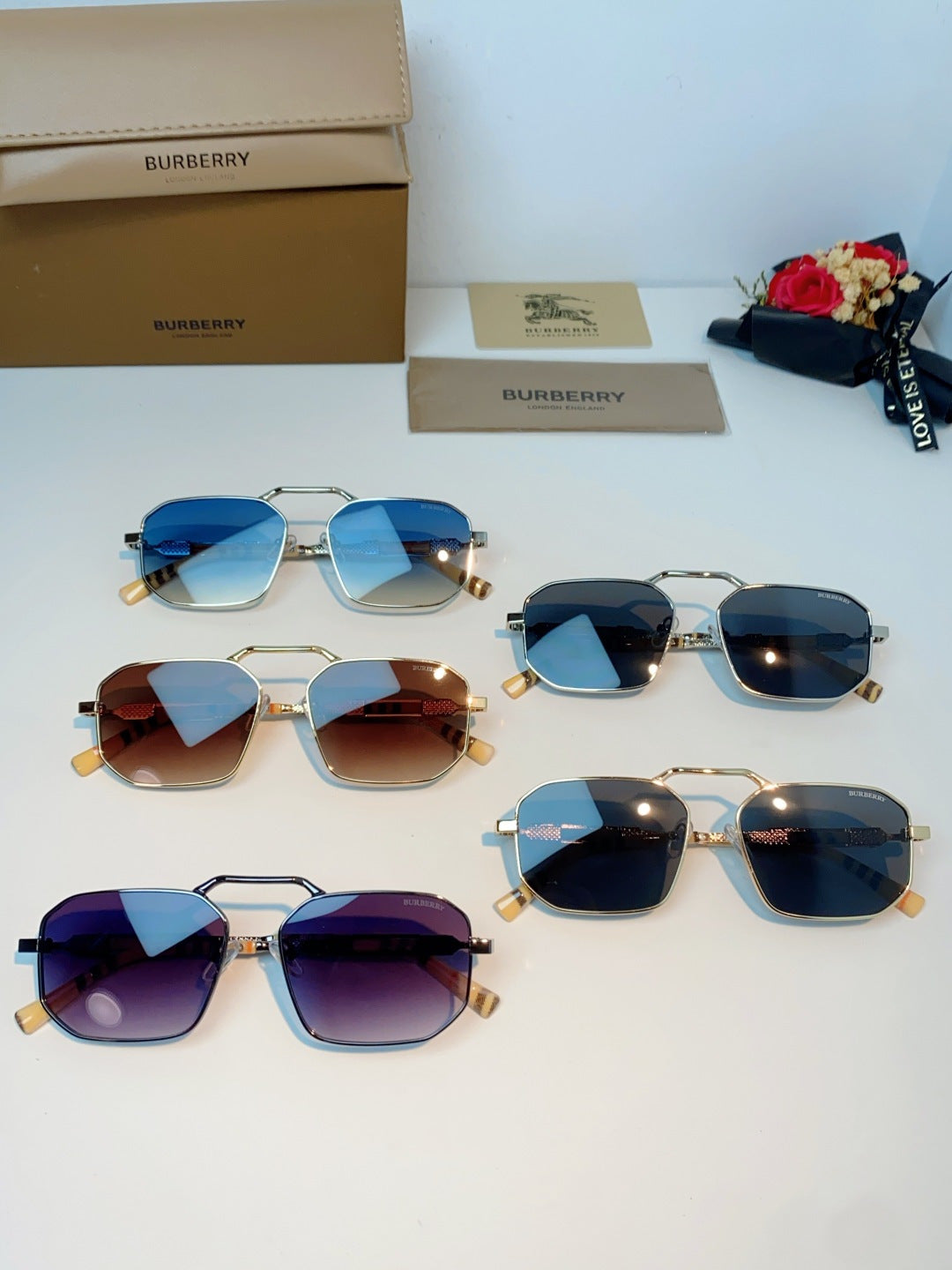 Burberry Metal Fashion Purple Lens Sunglasses for Men & Women - detail image 13