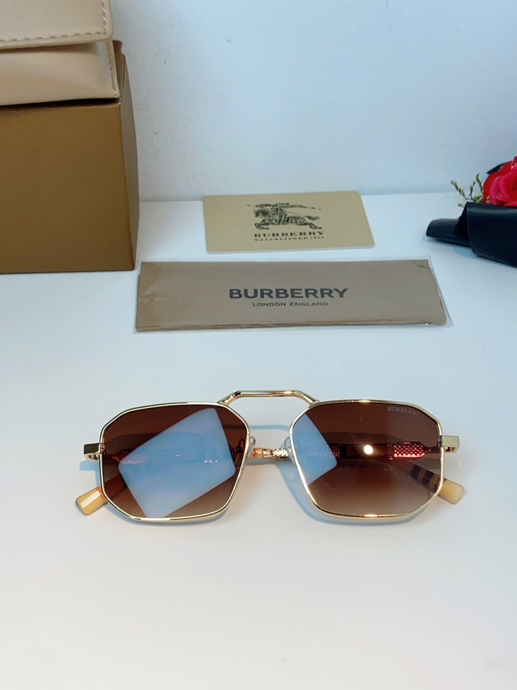 Burberry Metal Fashion Brown Lens Sunglasses for Men & Women - detail image 10