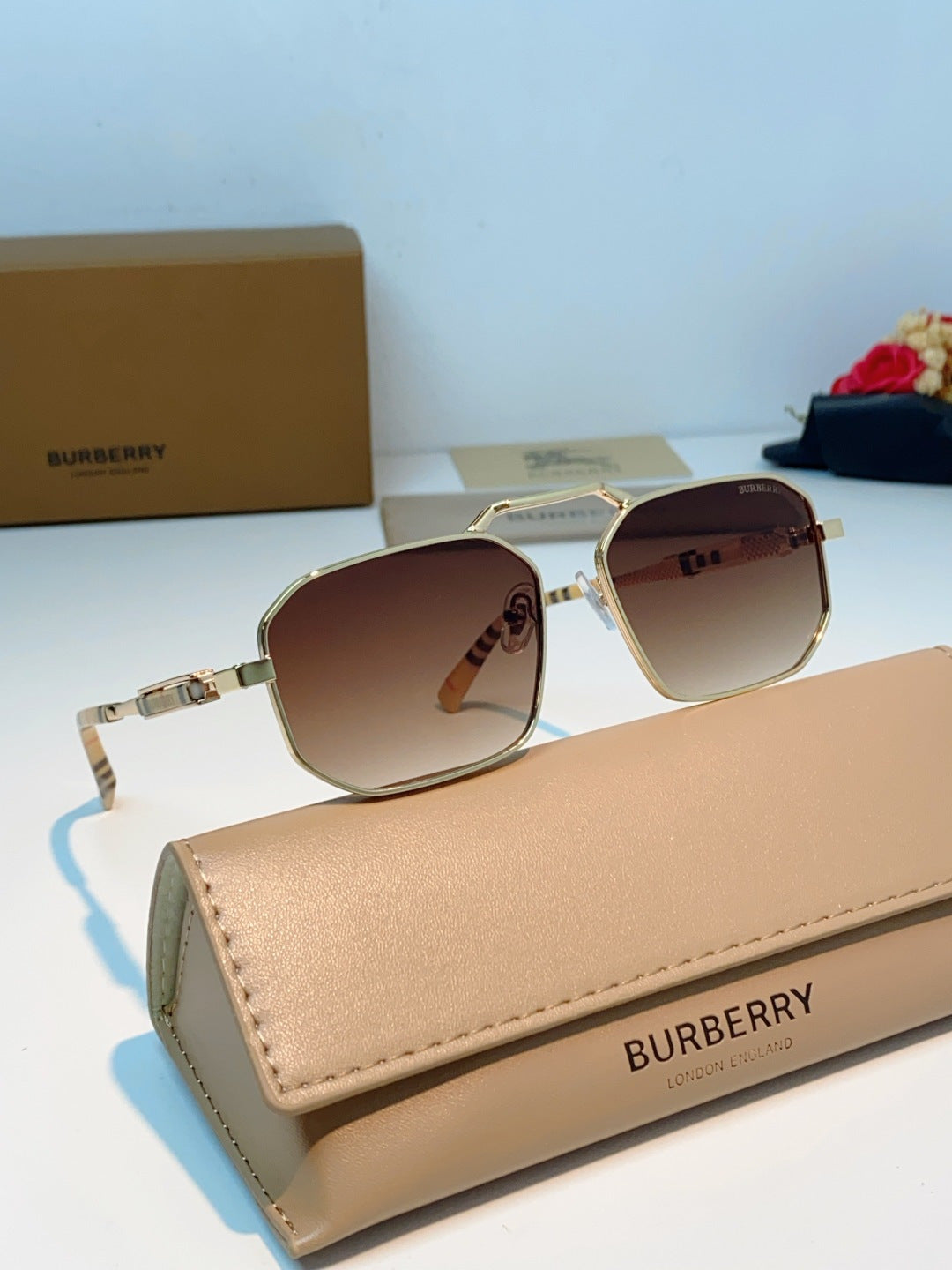 Burberry Metal Fashion Brown Lens Sunglasses for Men & Women - detail image 11