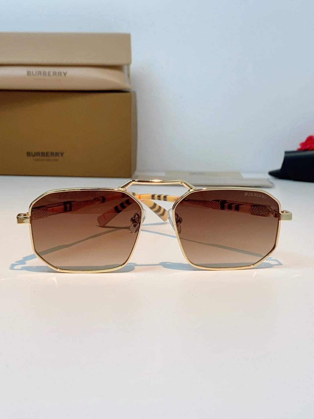 Burberry Metal Fashion Brown Lens Sunglasses for Men & Women - detail image 2