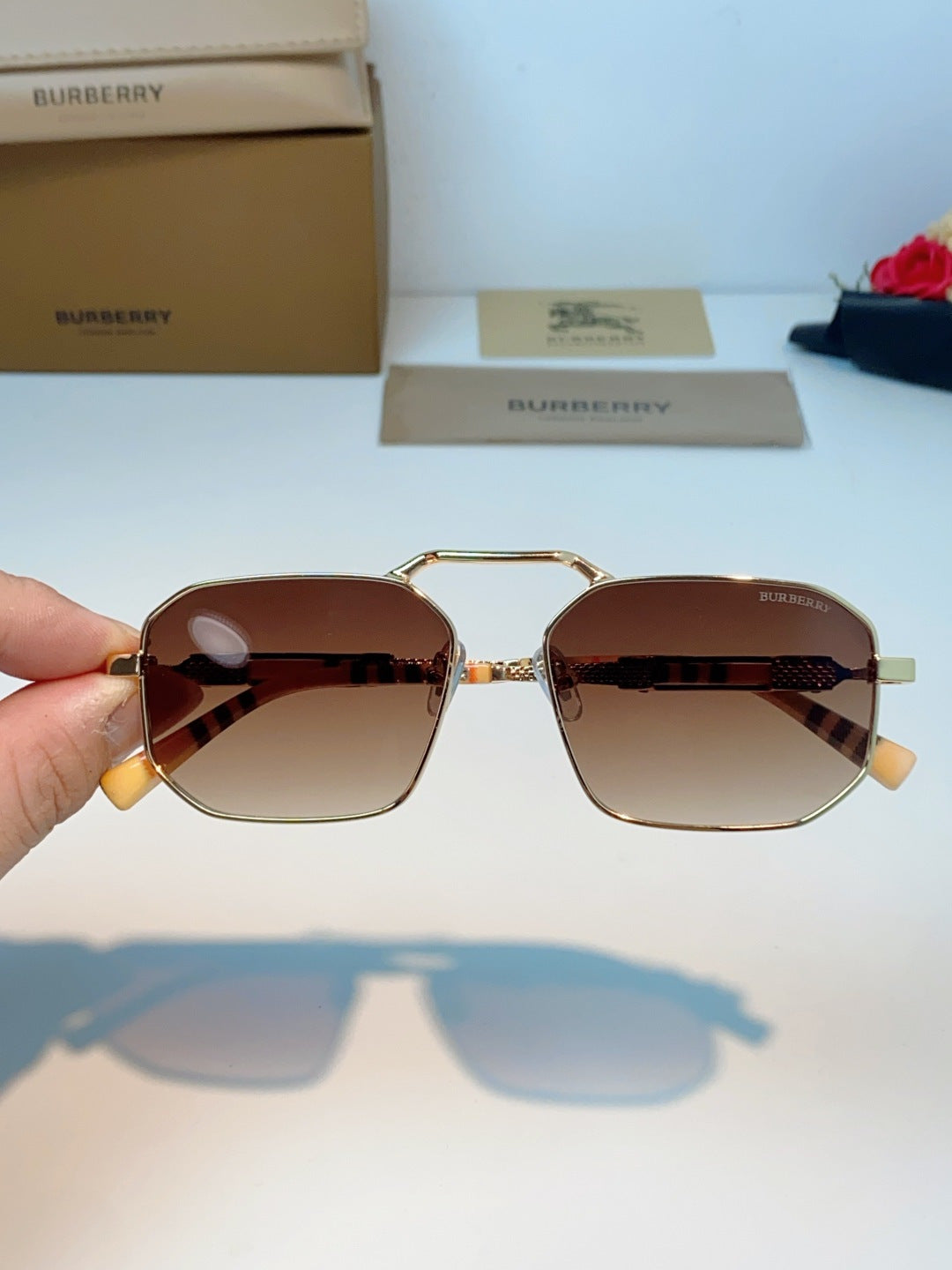 Burberry Metal Fashion Brown Lens Sunglasses for Men & Women - detail image 4