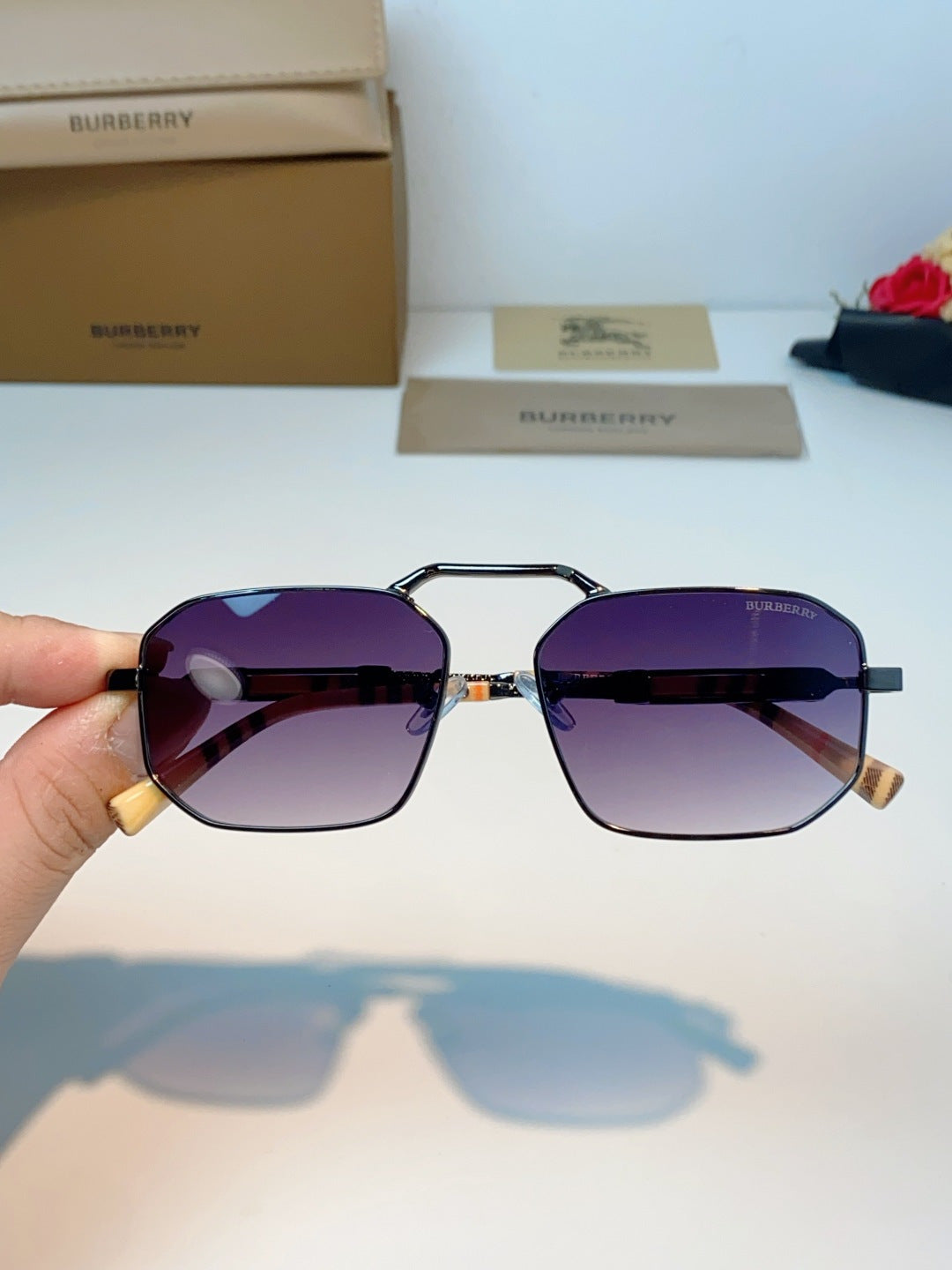 Burberry Metal Fashion Purple Lens Sunglasses for Men & Women - detail image 4