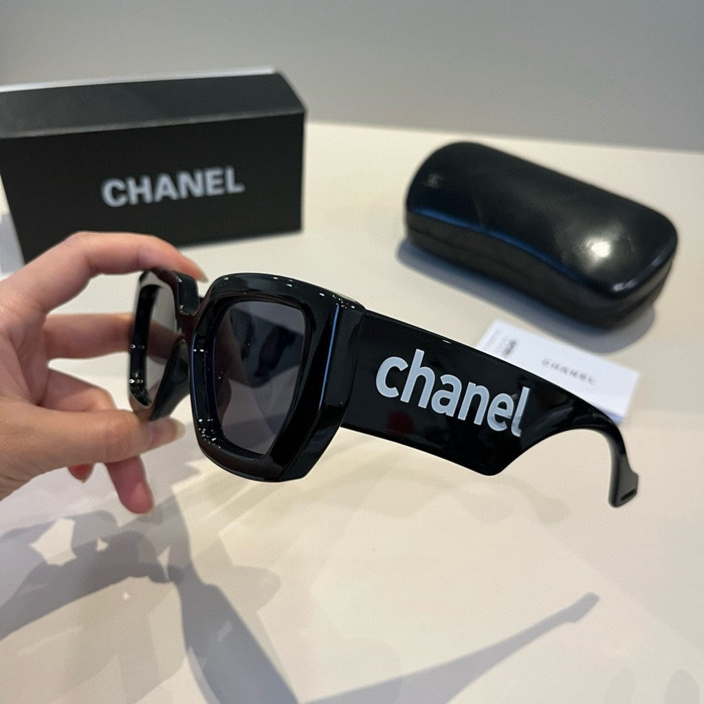 Chanel Fashion Black Lens Sunglasses for Men & Women - 493460 - detail image 4