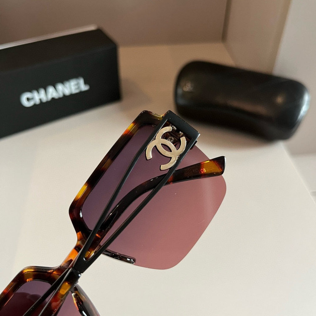 Chanel Fashion Red Lens Sunglasses for Men & Women - 493462 - detail image 8