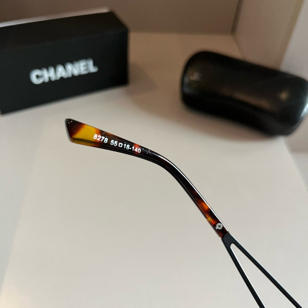 Chanel Fashion Red Lens Sunglasses for Men & Women - 493462 - detail image 10