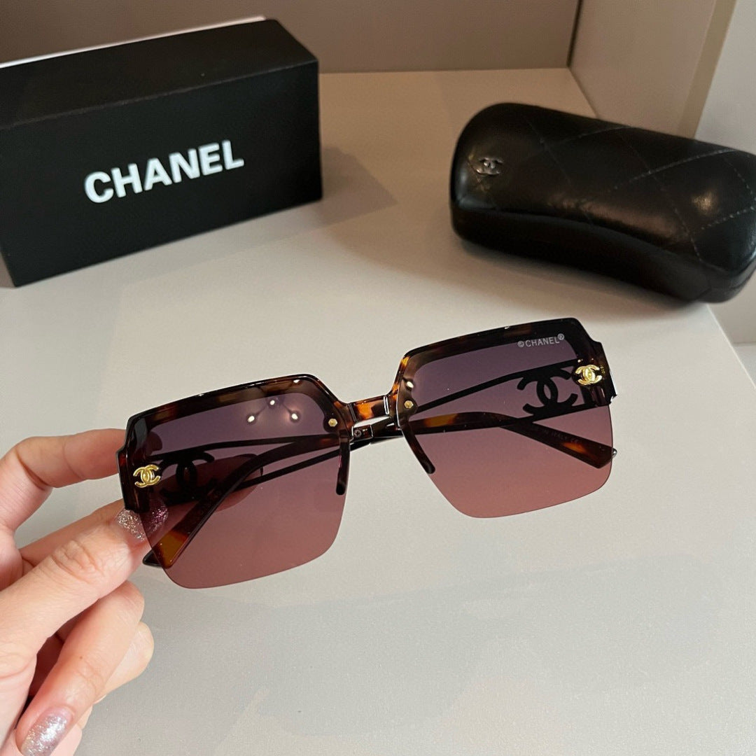 Chanel Fashion Red Lens Sunglasses for Men & Women - 493462 - detail image 5