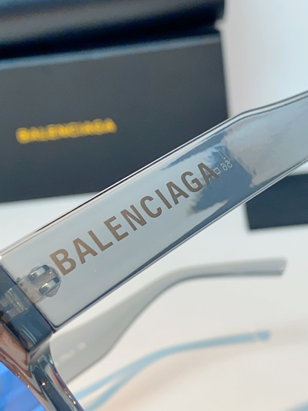 Balenciaga Cat-Eye Blue Lens Sunglasses for Men & Women - 382903 - detail image 8