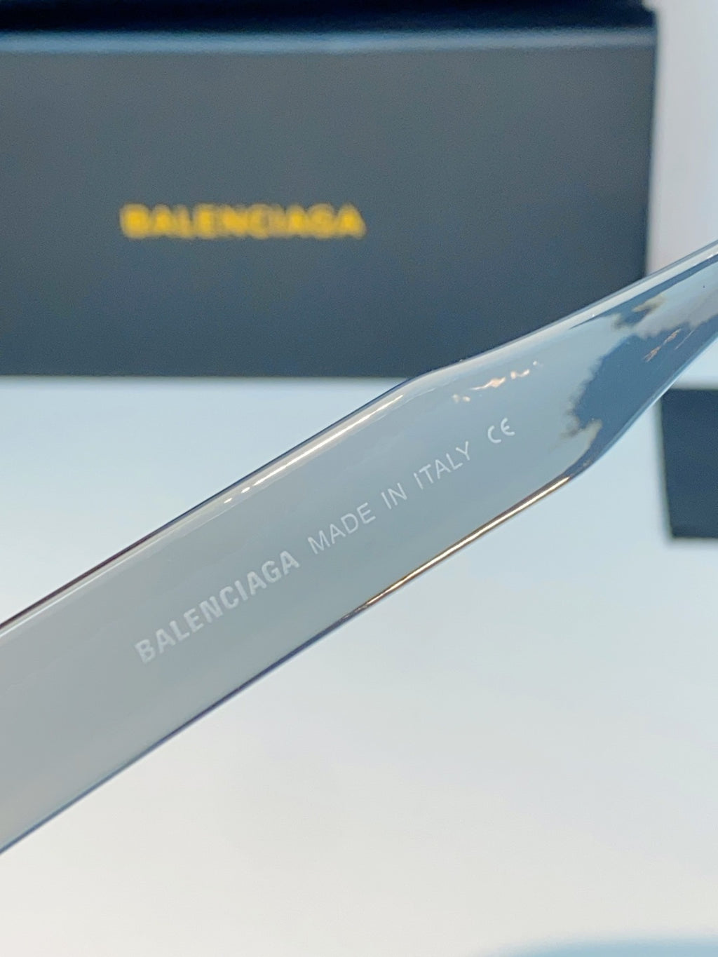 Balenciaga Cat-Eye Blue Lens Sunglasses for Men & Women - 382903 - detail image 9