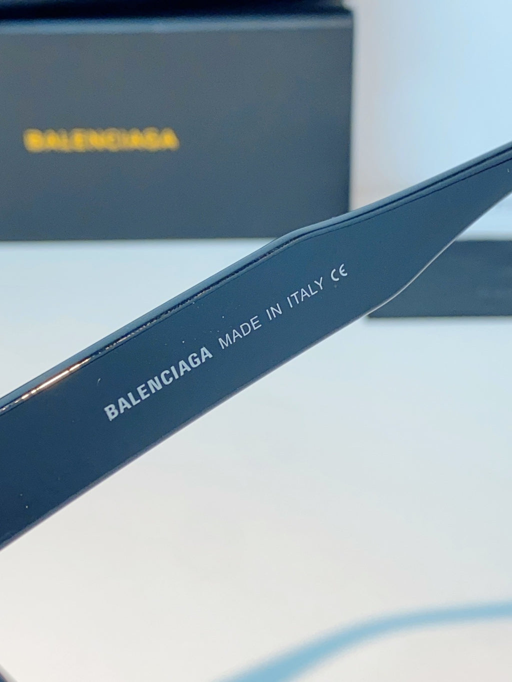 Balenciaga Cat-Eye Blue Lens Sunglasses for Men & Women - detail image 9