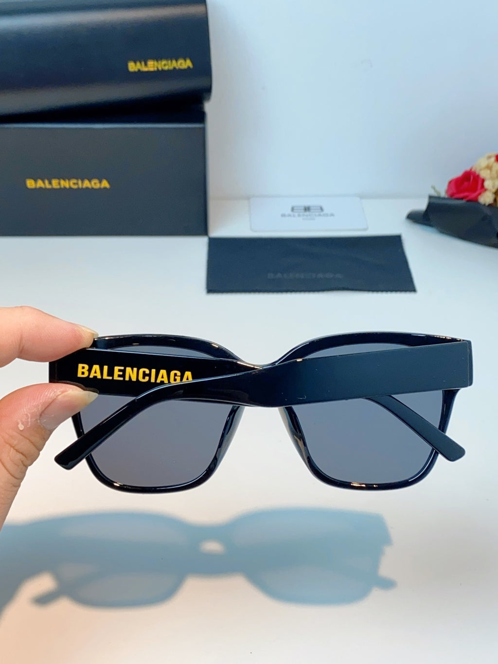 Balenciaga Cat-Eye Blue Lens Sunglasses for Men & Women - detail image 5