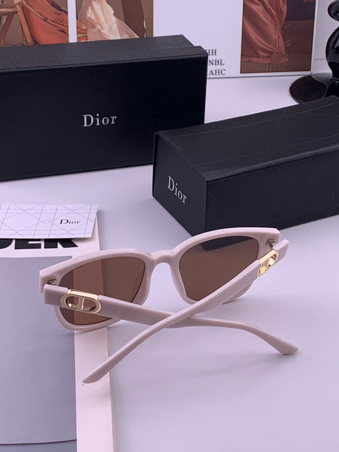 Balenciaga BL1992 Polarized Metal Fashion Red Lens Sunglasses for Men & Women - detail image 5