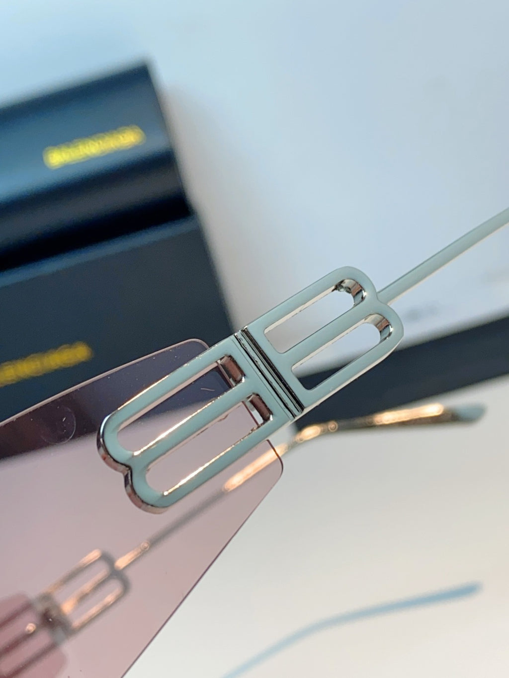 Balenciaga Lightweight Rimless Silver Lens Sunglasses for Men & Women - detail image 8