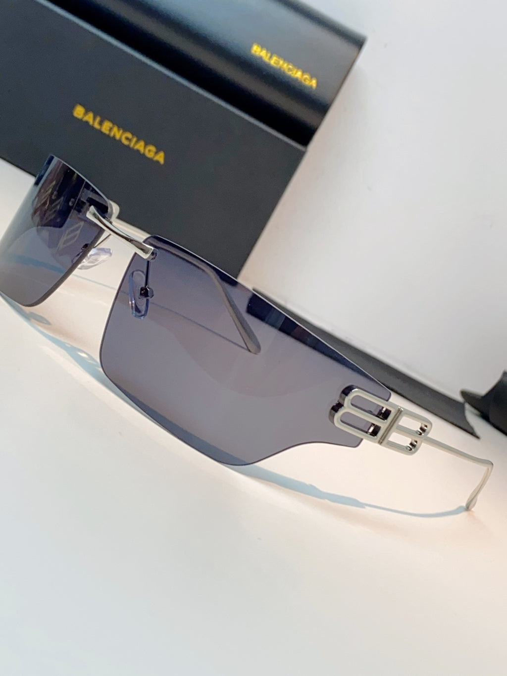 Balenciaga Lightweight Rimless Gray Lens Sunglasses for Men & Women - detail image 7