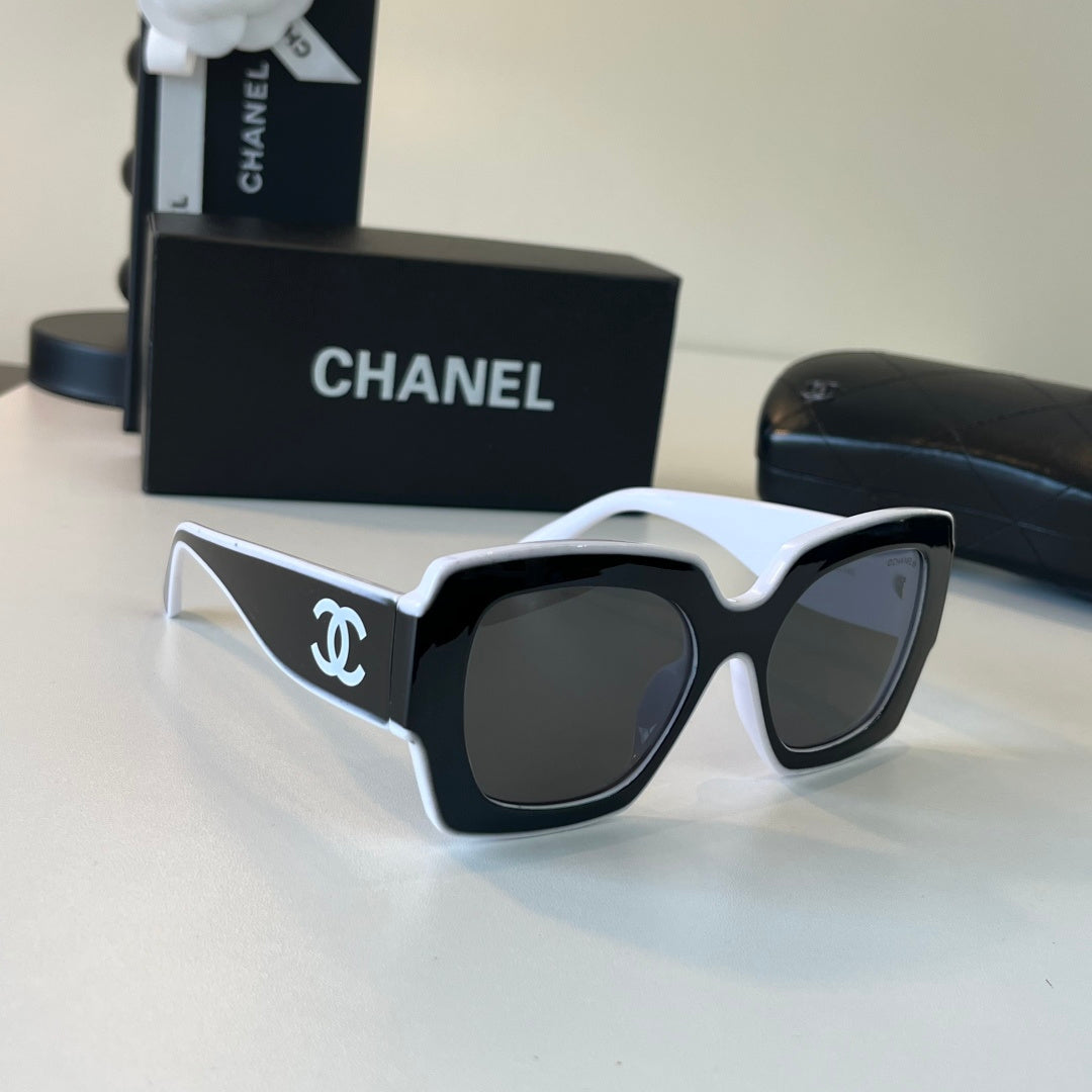 Chanel Fashion Black Lens Sunglasses for Men & Women - 493557
