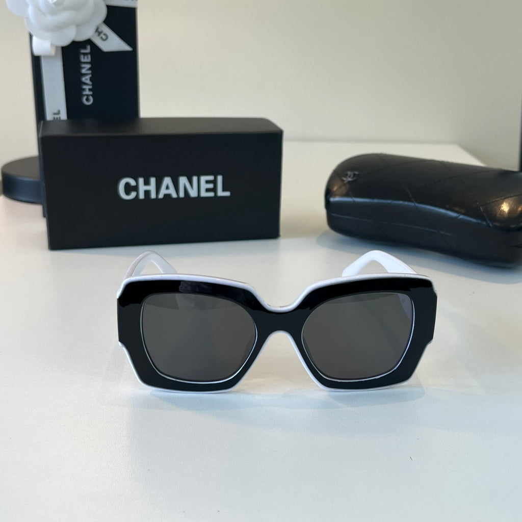 Chanel Fashion Black Lens Sunglasses for Men & Women - 431543 - detail image 2