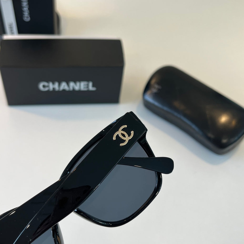 Chanel Oversized Black Lens Sunglasses for Men & Women - 431545 - detail image 7