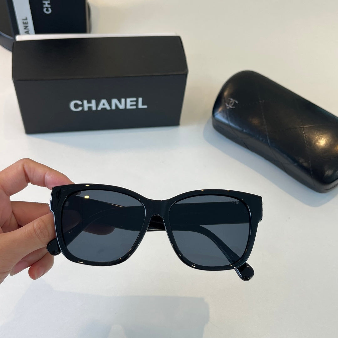 Chanel Oversized Black Lens Sunglasses for Men & Women - 431545 - detail image 5
