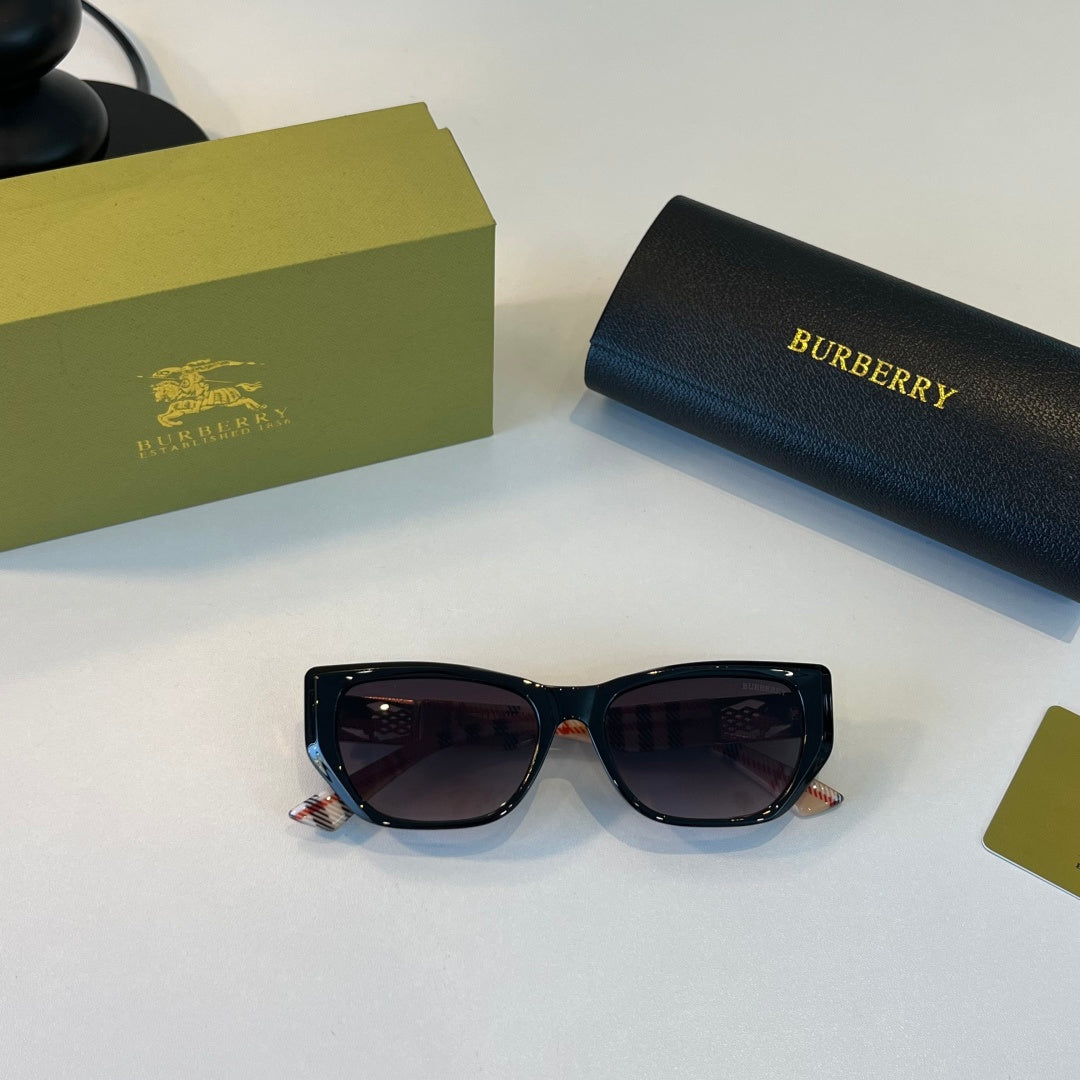 Burberry Folding Fashion Black Lens Sunglasses for Men & Women - detail image 4