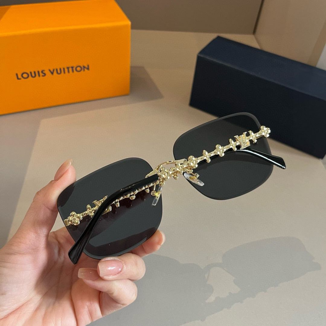 Louis Vuitton Fashion Gold Lens Sunglasses for Men & Women - 464785 - detail image 5