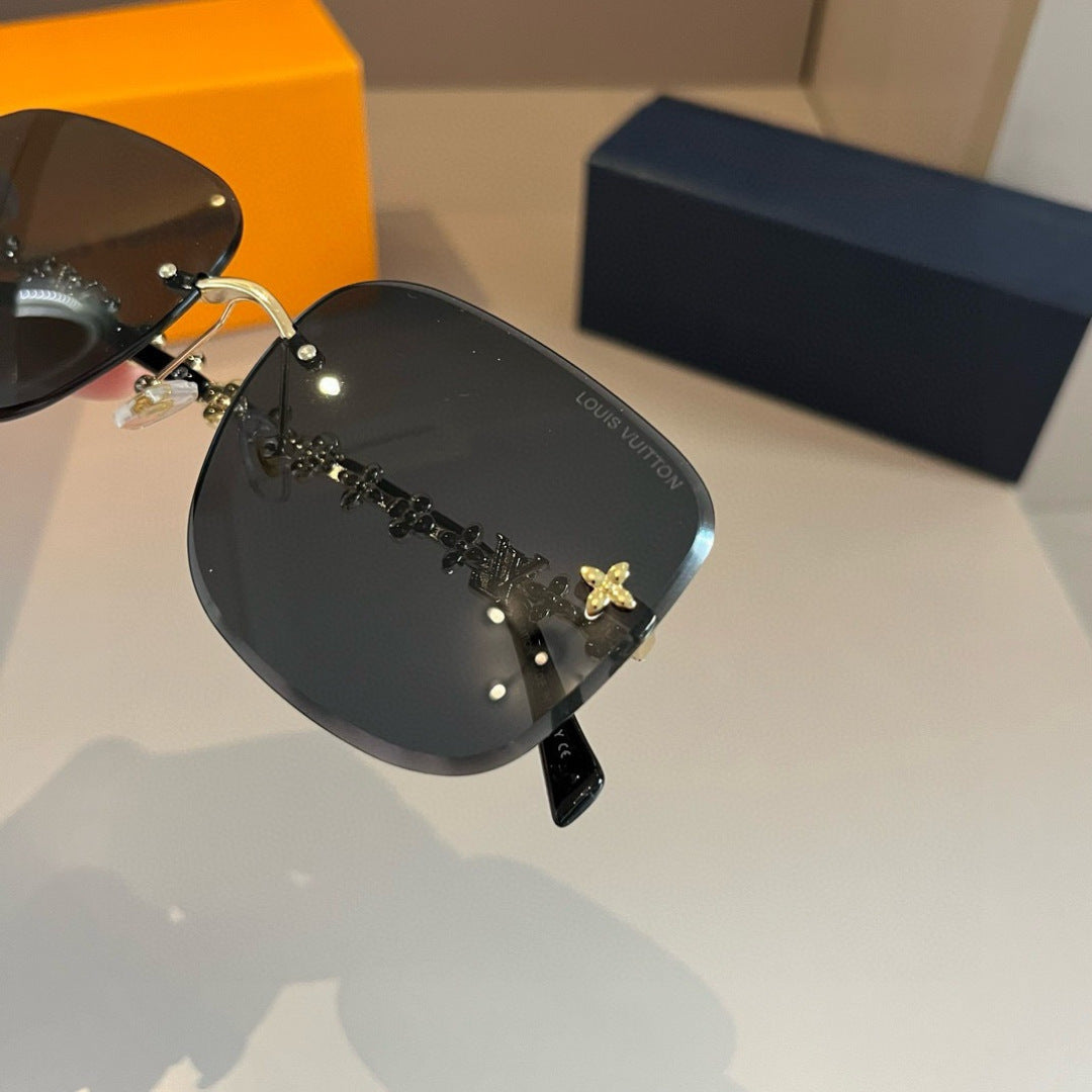 Louis Vuitton Fashion Gold Lens Sunglasses for Men & Women - 464785 - detail image 9