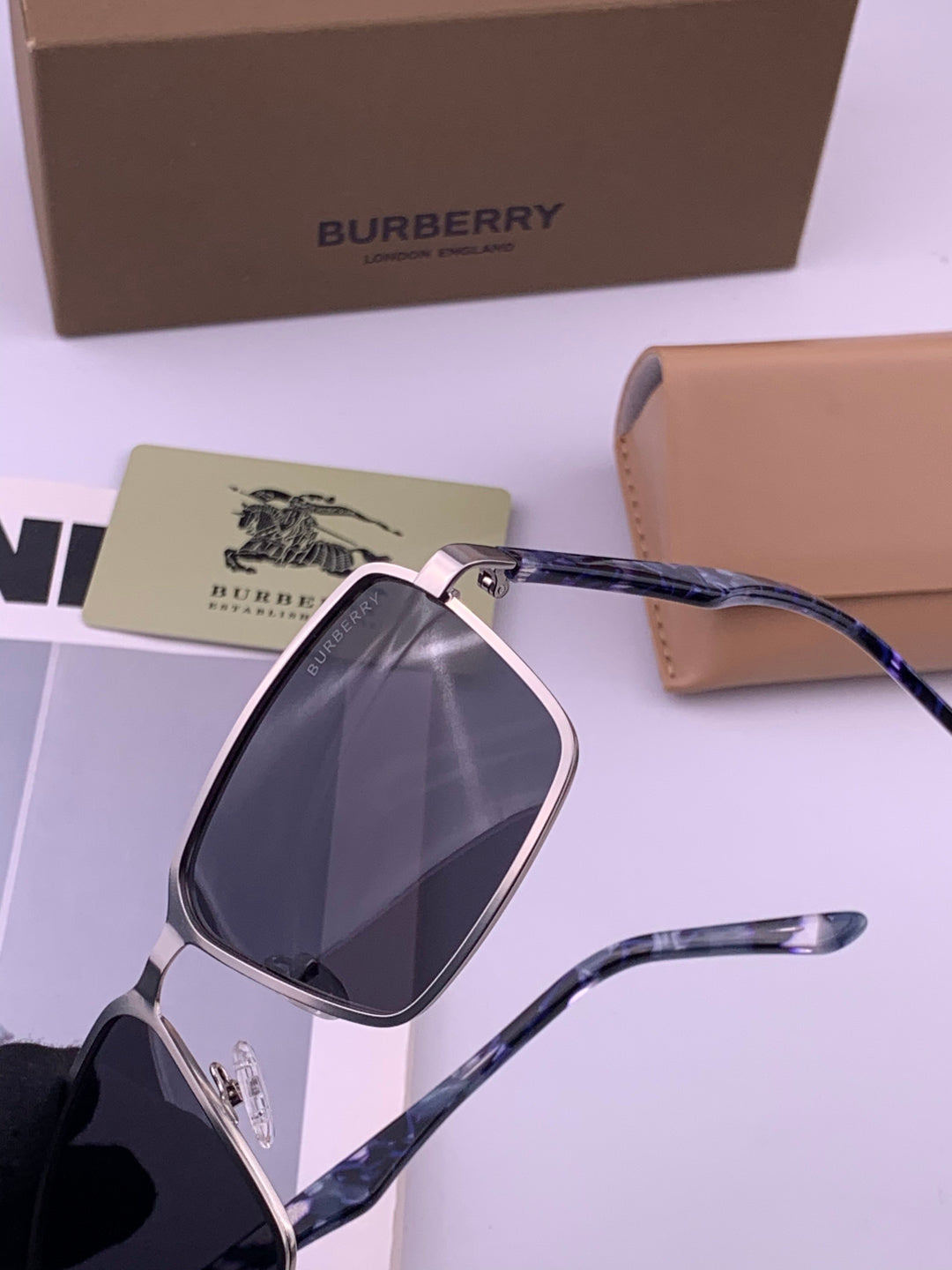 Burberry B080668 Aviator Gold Lens Sunglasses for Men - 416041 - detail image 3