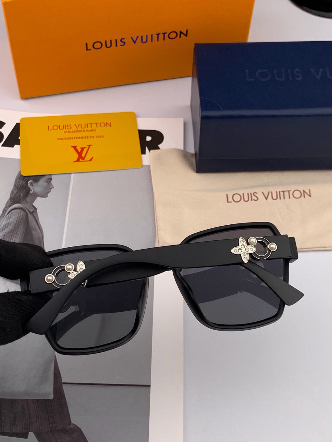Louis Vuitton L4991 Polarized Square Gold Lens Sunglasses for Men & W - 431219 - detail image 5