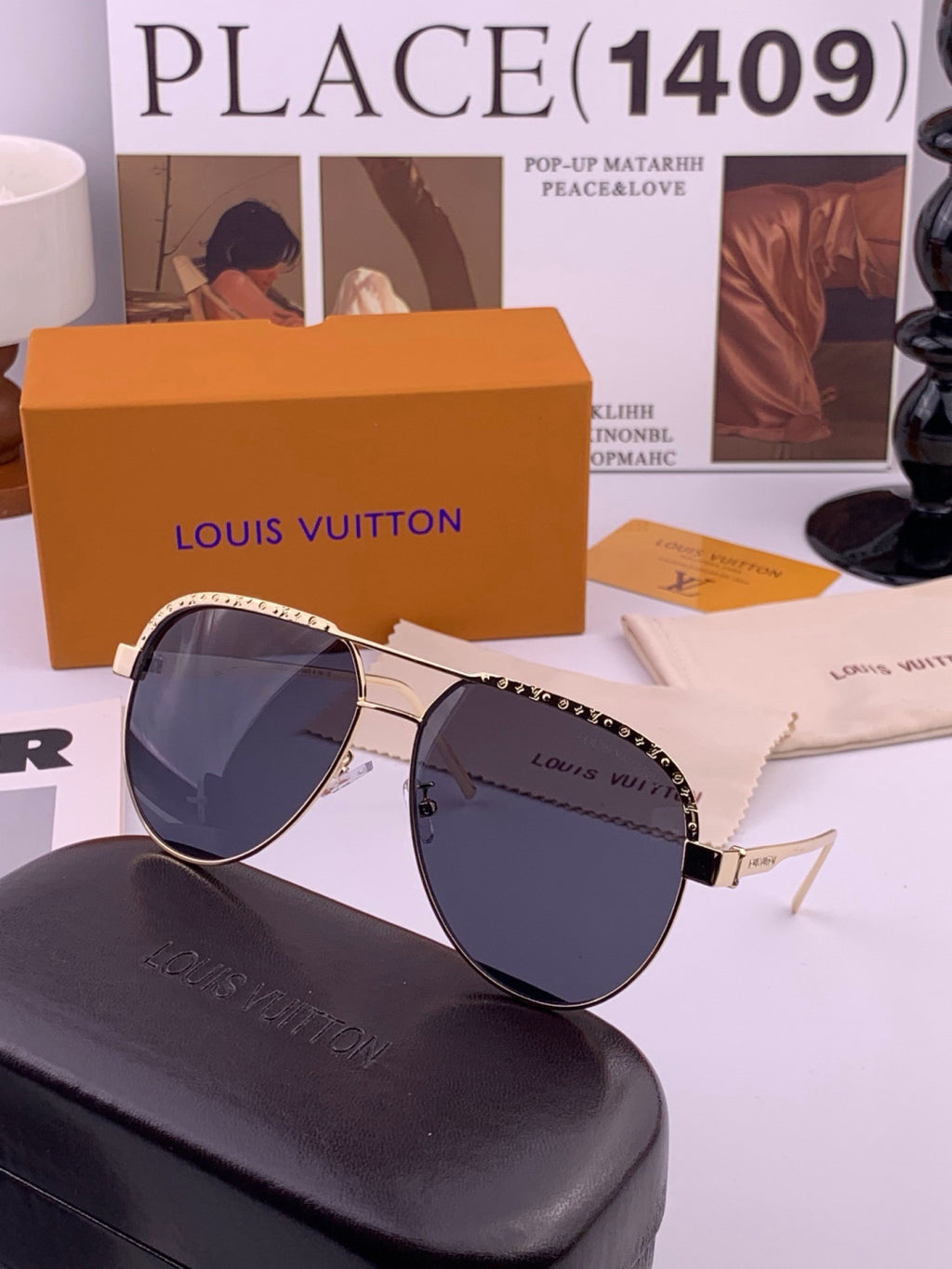 Louis Vuitton L01744 Aviator Black Lens Sunglasses for Men & Women - 431205 - detail image 4