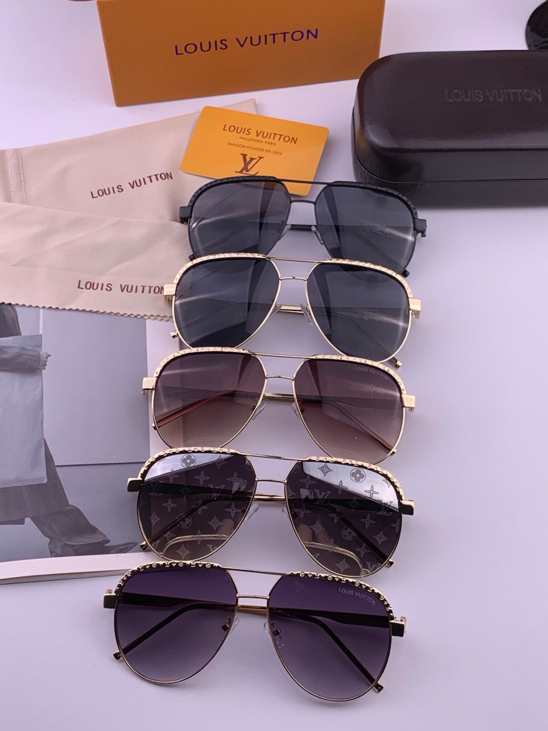 Louis Vuitton L01744 Aviator Black Lens Sunglasses for Men & Women - 431206 - detail image 8
