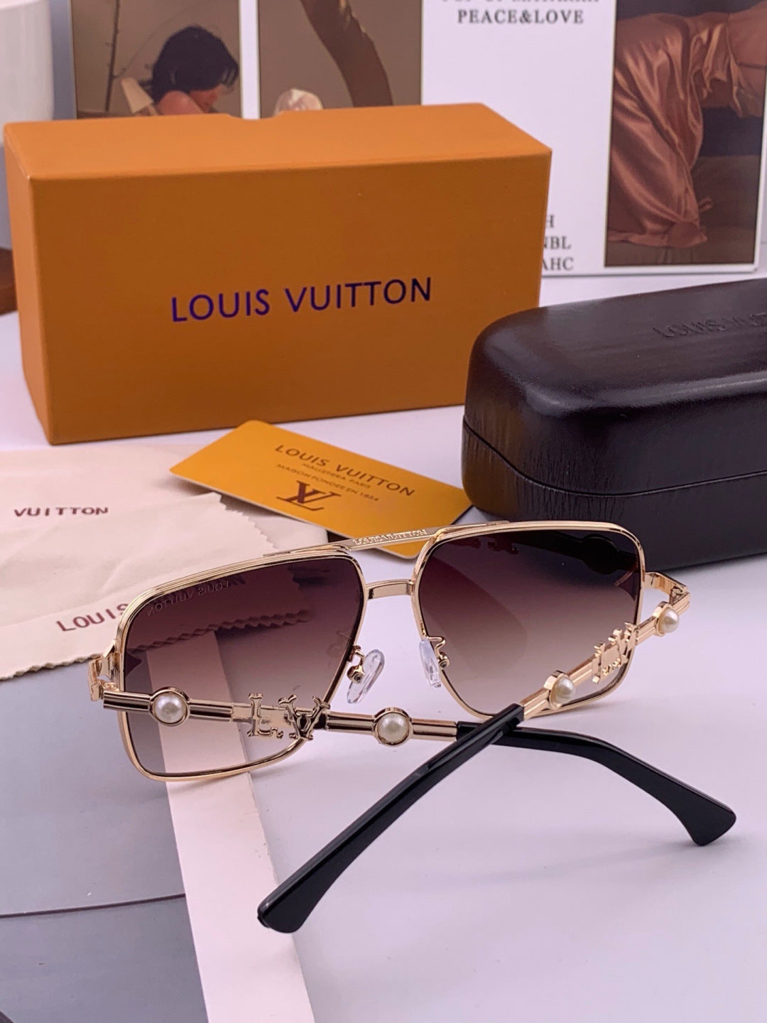 Louis Vuitton L11757 Aviator Black Lens Sunglasses for Men & Women - 431200 - detail image 7