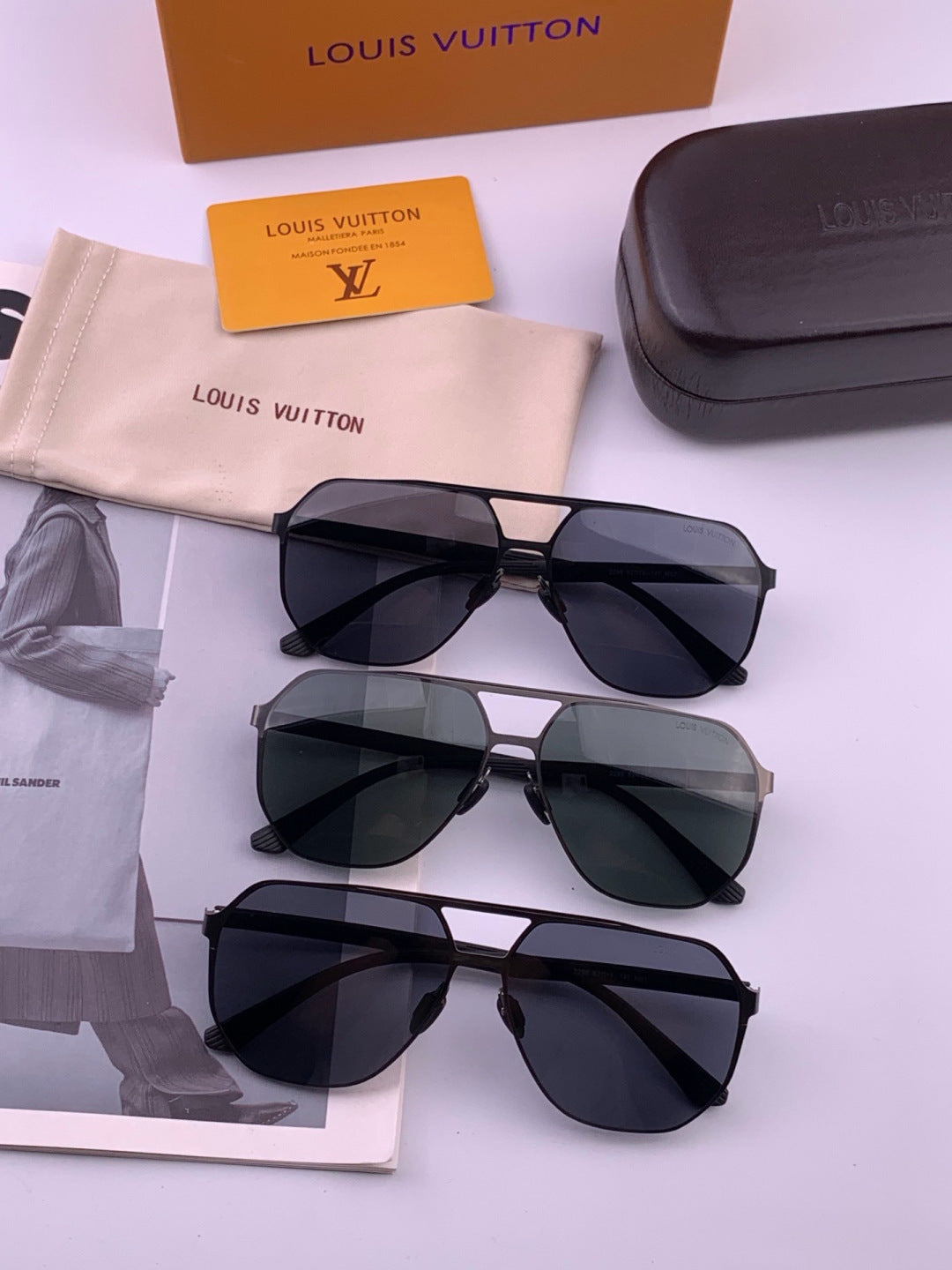 Louis Vuitton L6229 Polarized Aviator Blue Lens Sunglasses for Men - 431198 - detail image 8