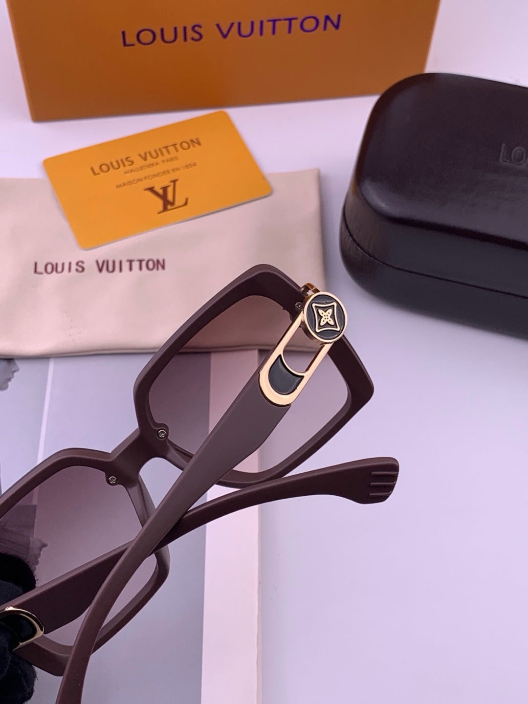 Louis Vuitton L5304 Polarized Square Brown Lens Sunglasses for Men & - 431290 - detail image 3