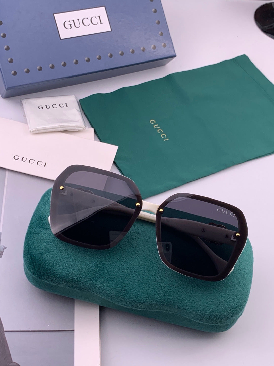 Gucci G0772 Polarized Square Gold Lens Sunglasses for Women - 431445 - detail image 7