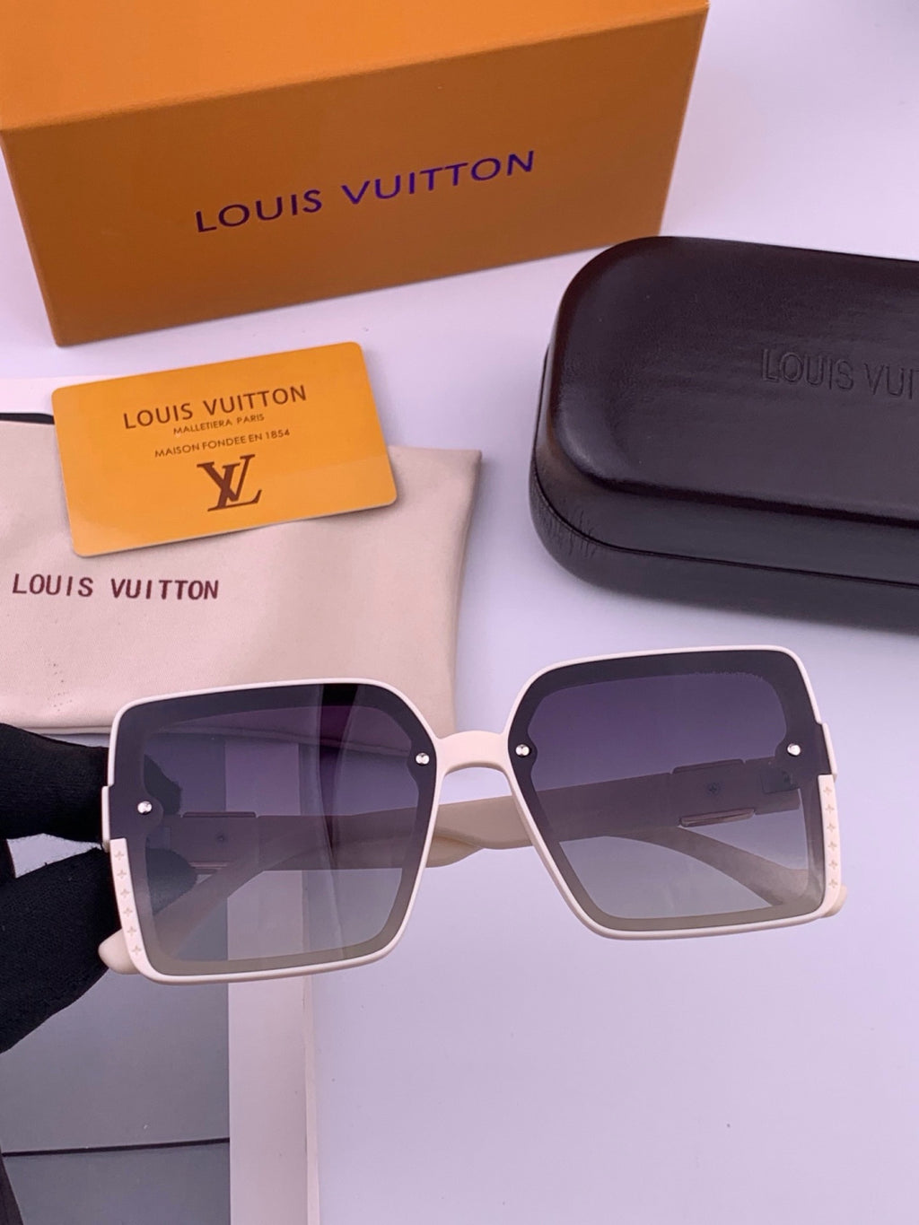 Louis Vuitton L1845 Polarized Square Black Lens Sunglasses for Men & - 431291 - detail image 2