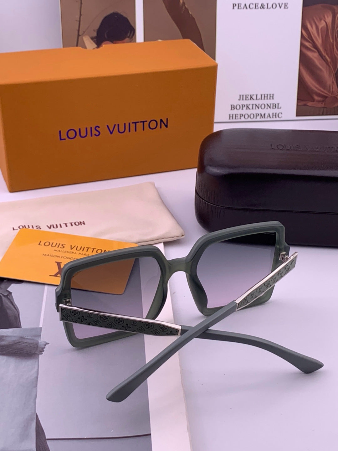 Louis Vuitton L1577 Polarized Square Gray Lens Sunglasses for Men & W - 431292 - detail image 7