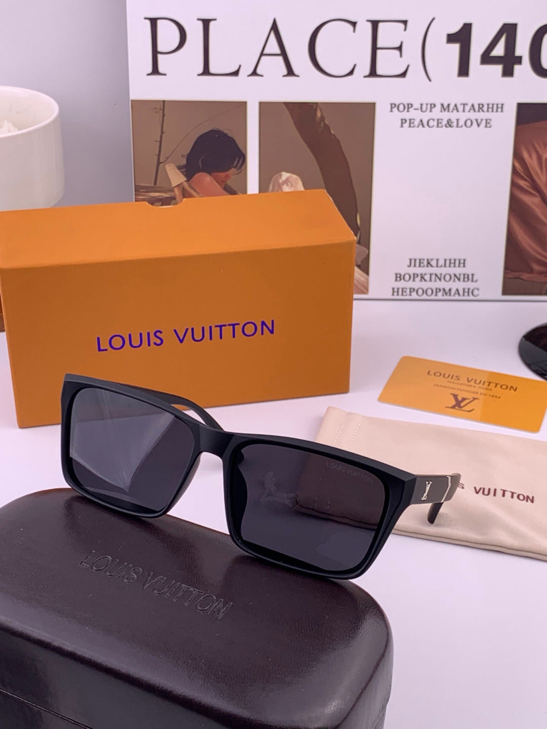 Louis Vuitton Fashion Gold Lens Sunglasses for Men & Women - 431293 - detail image 3