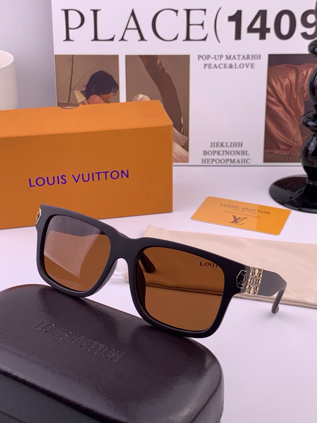 Louis Vuitton Fashion Gold Lens Sunglasses for Men & Women - 431093 - detail image 4