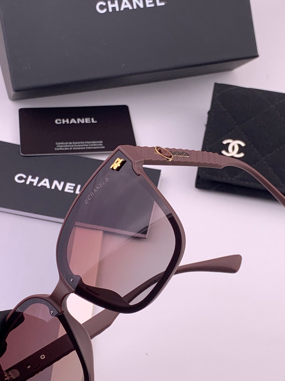 Chanel CH5292 Polarized Round Black Lens Sunglasses for Men & Women - 431609 - detail image 3