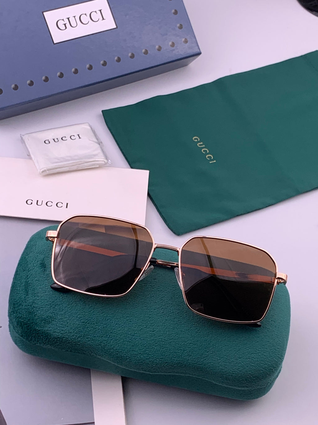 Gucci G3980 Polarized Fashion Gold Lens Sunglasses for Men & Women - detail image 6