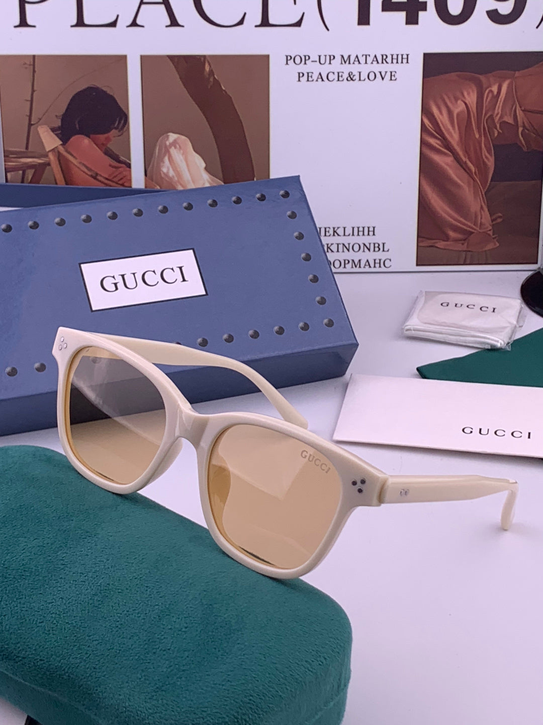 Gucci G35504 Polarized Fashion Black Lens Sunglasses for Men & Women - detail image 2