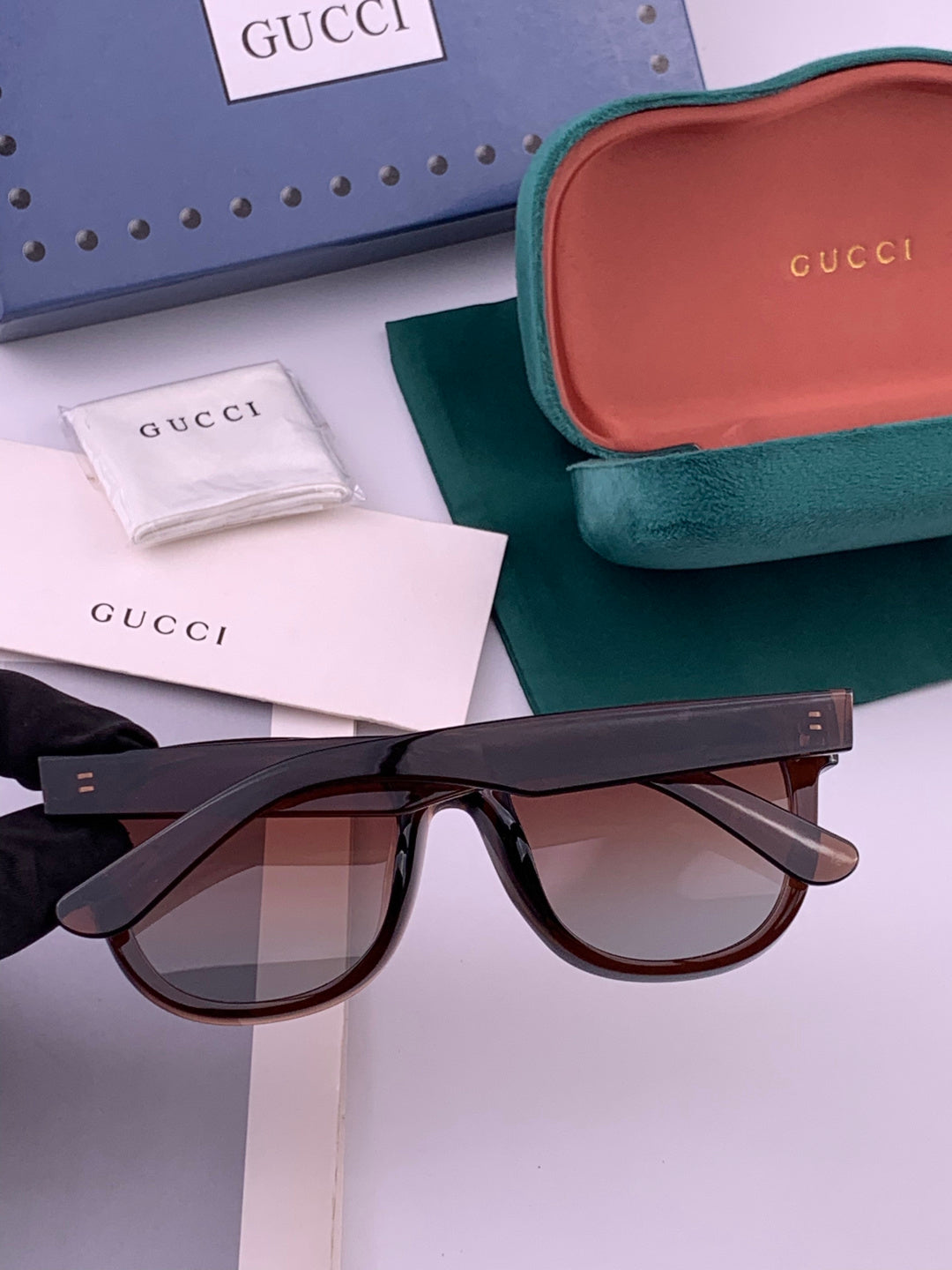 Gucci G9108 Polarized Square Black Lens Sunglasses for Men & Women - detail image 5