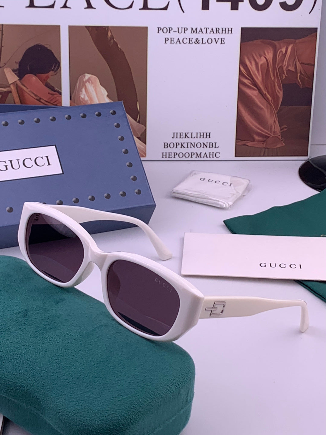 Gucci G7106 Polarized Fashion Black Lens Sunglasses for Men & Women - detail image 2