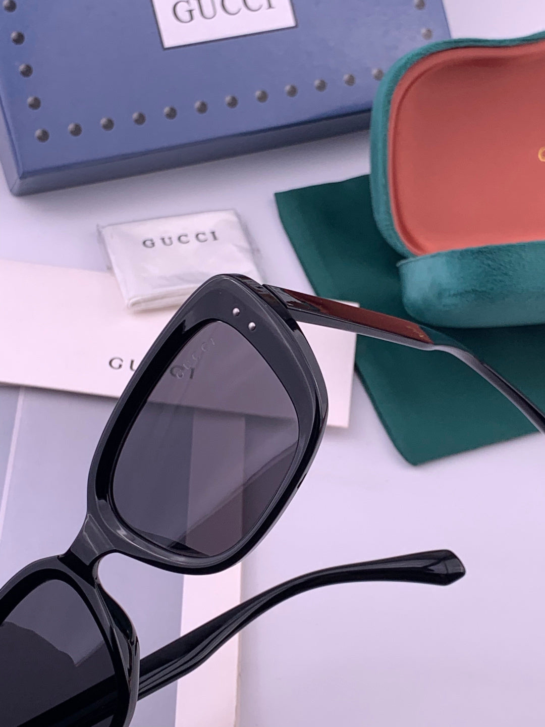 Gucci G5906 Polarized Square Black Lens Sunglasses for Men & Women - 431434 - detail image 3