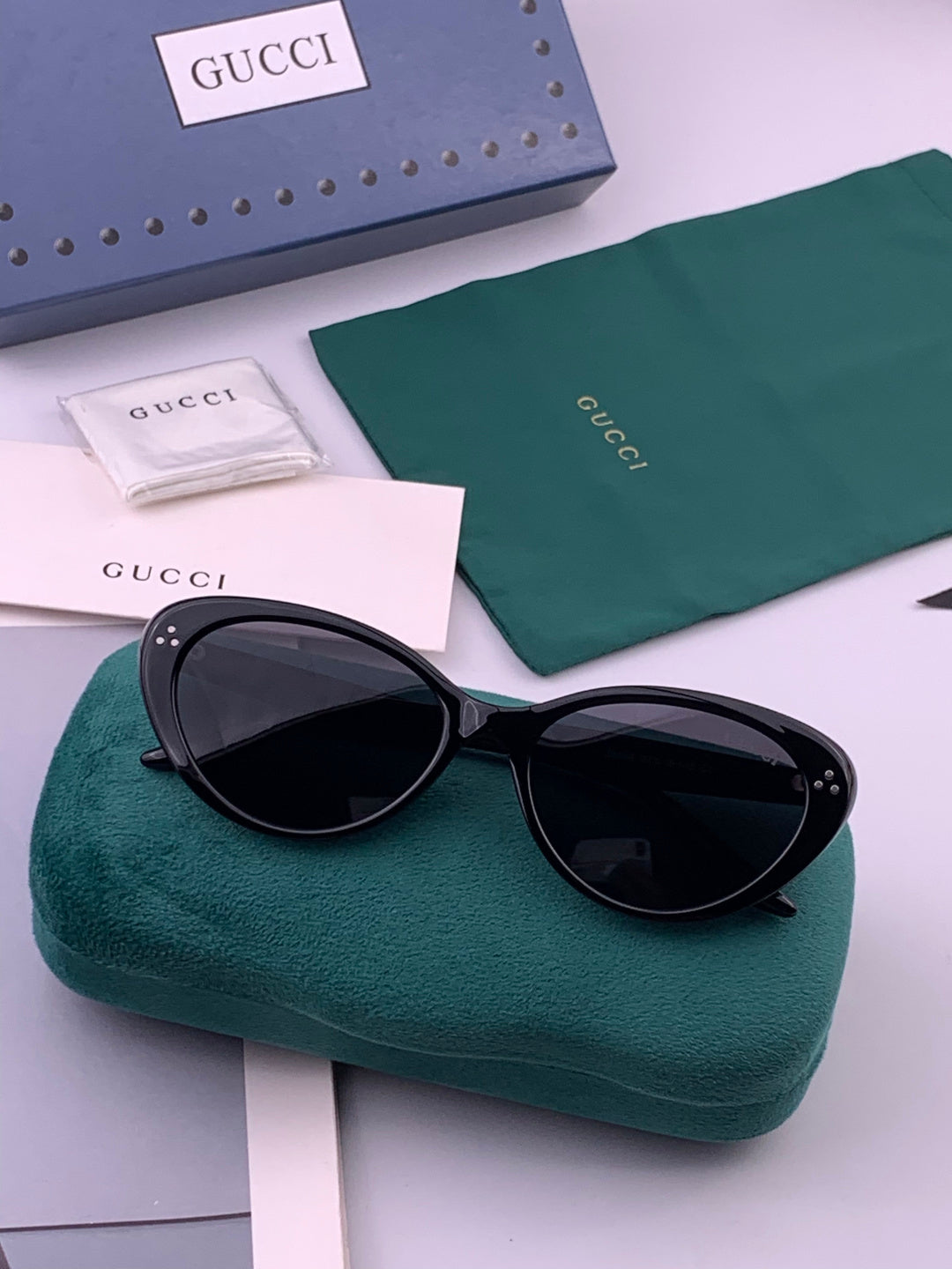 Gucci G65504 Polarized Fashion Black Lens Sunglasses for Men & Women - 431436 - detail image 6