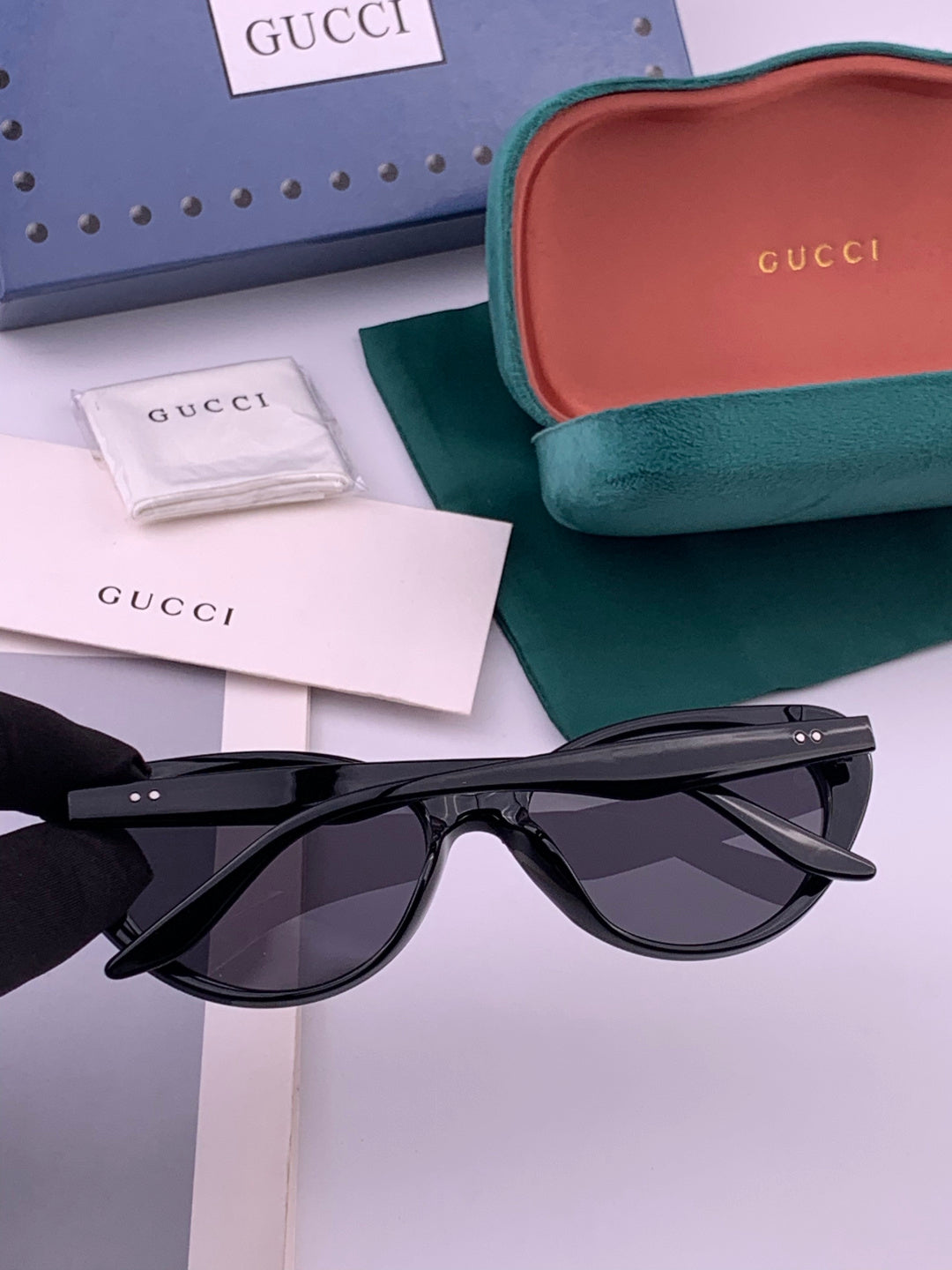 Gucci G65504 Polarized Fashion Black Lens Sunglasses for Men & Women - 431436 - detail image 5