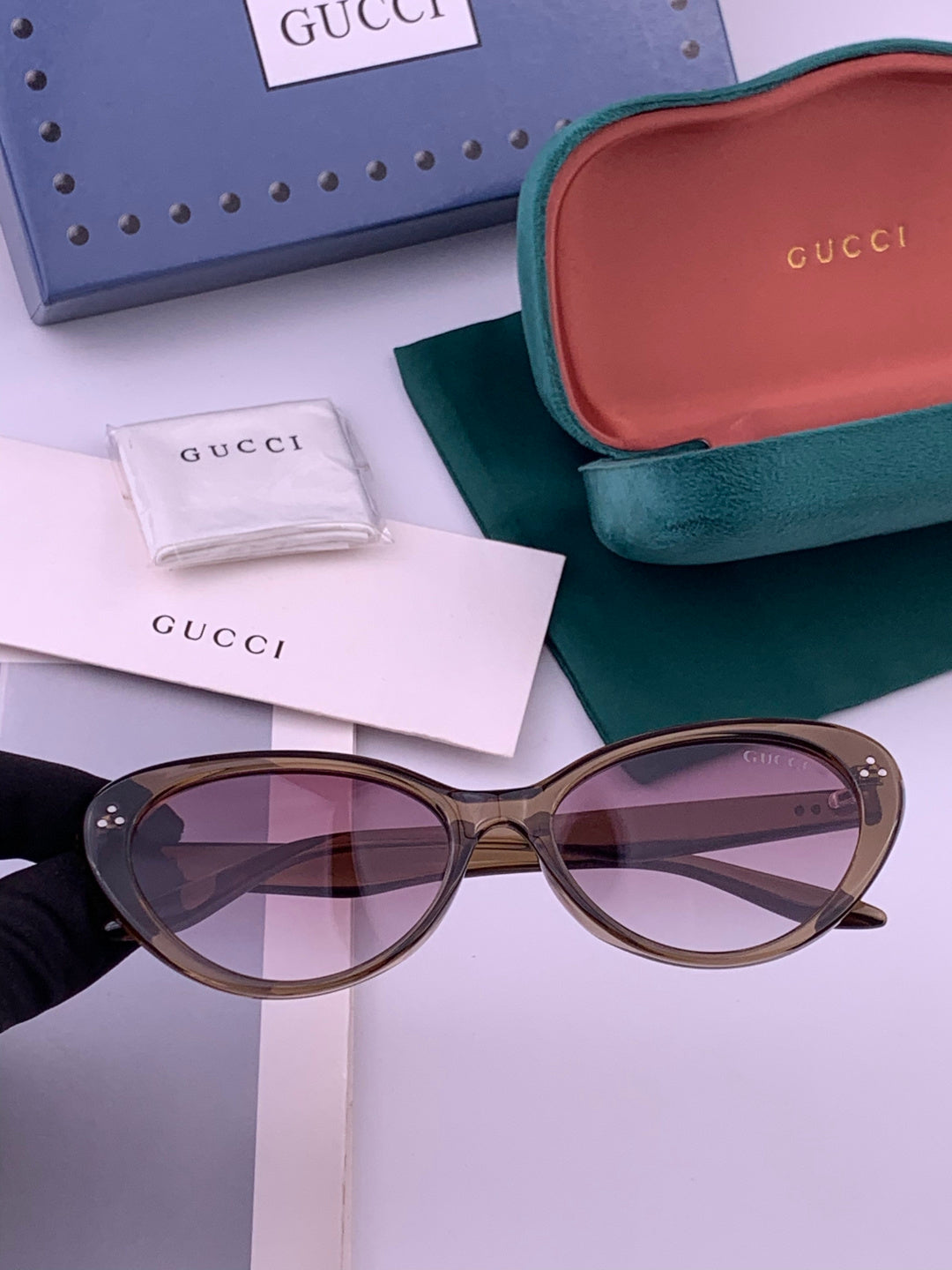 Gucci G65504 Polarized Fashion Black Lens Sunglasses for Men & Women