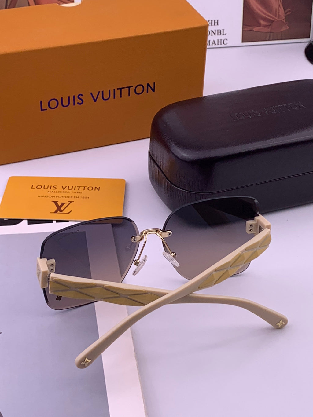 Louis Vuitton L1550 Square Brown Lens Sunglasses for Men & Women - 431287 - detail image 7