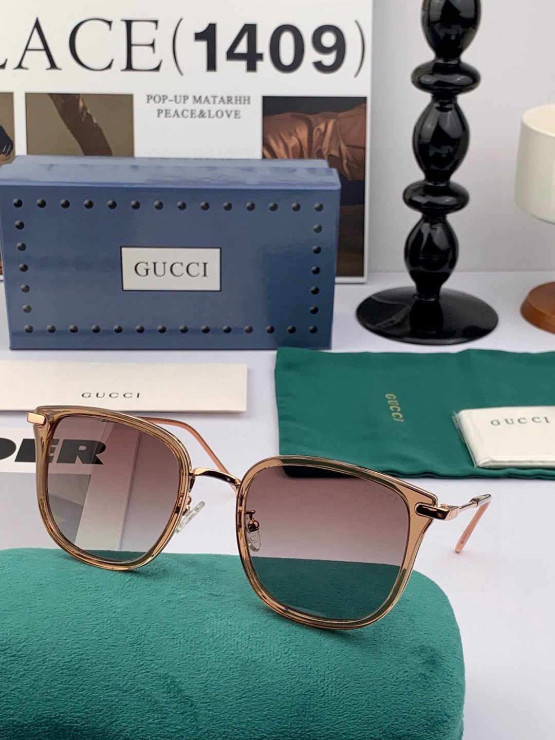 Gucci G6241 Polarized Square Black Lens Sunglasses for Men & Women - detail image 2
