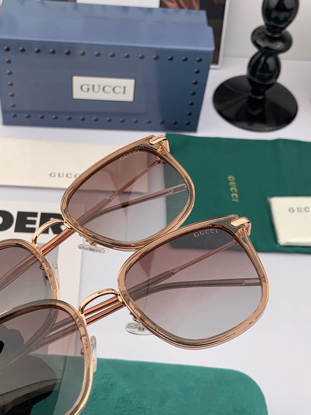 Gucci G6241 Polarized Square Black Lens Sunglasses for Men & Women - detail image 6
