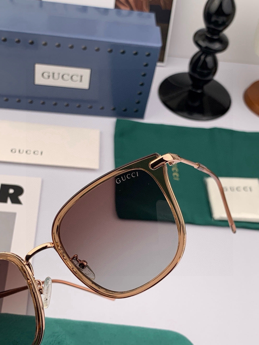 Gucci G6241 Polarized Square Black Lens Sunglasses for Men & Women - detail image 5