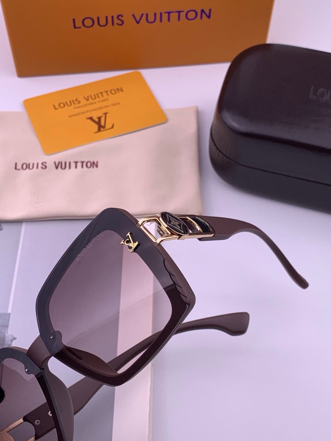 Louis Vuitton L5304 Polarized Square Brown Lens Sunglasses for Men & - 431288 - detail image 2